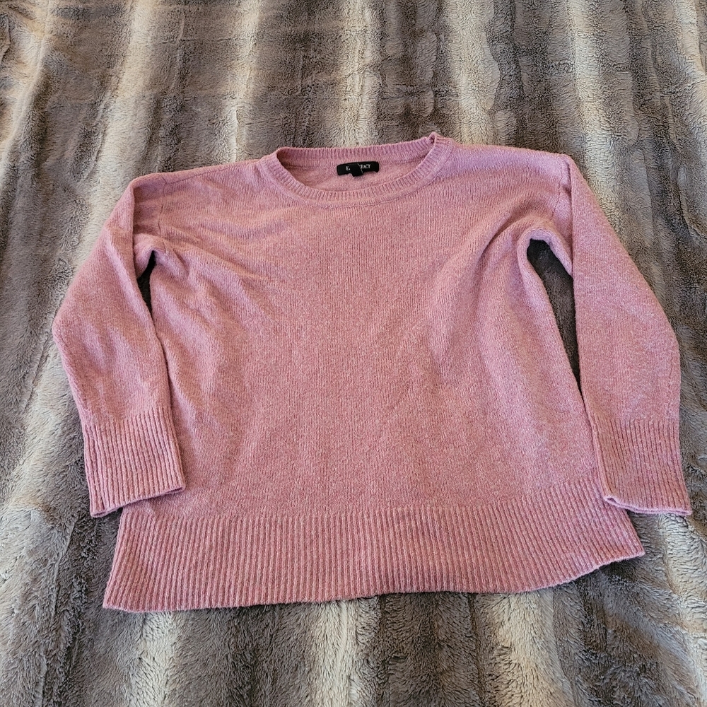 Ellen Tracy Crew neck sweater size M